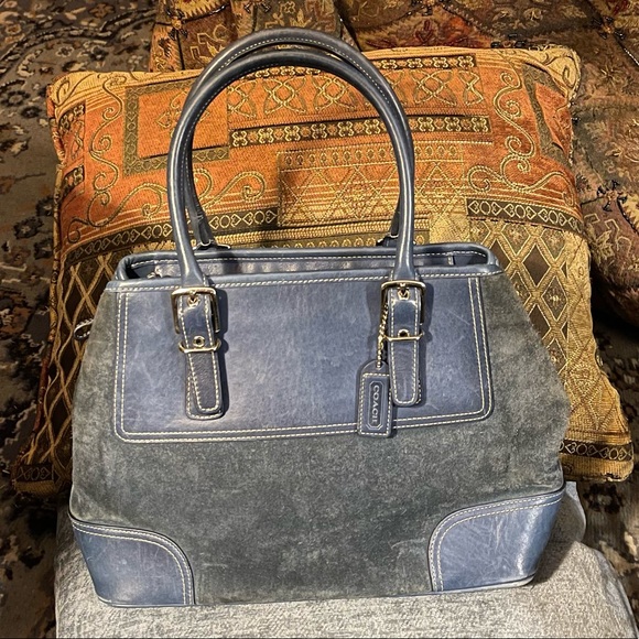Coach HO4Q-7562 Blue suede leather handbag - Picture 1 of 6